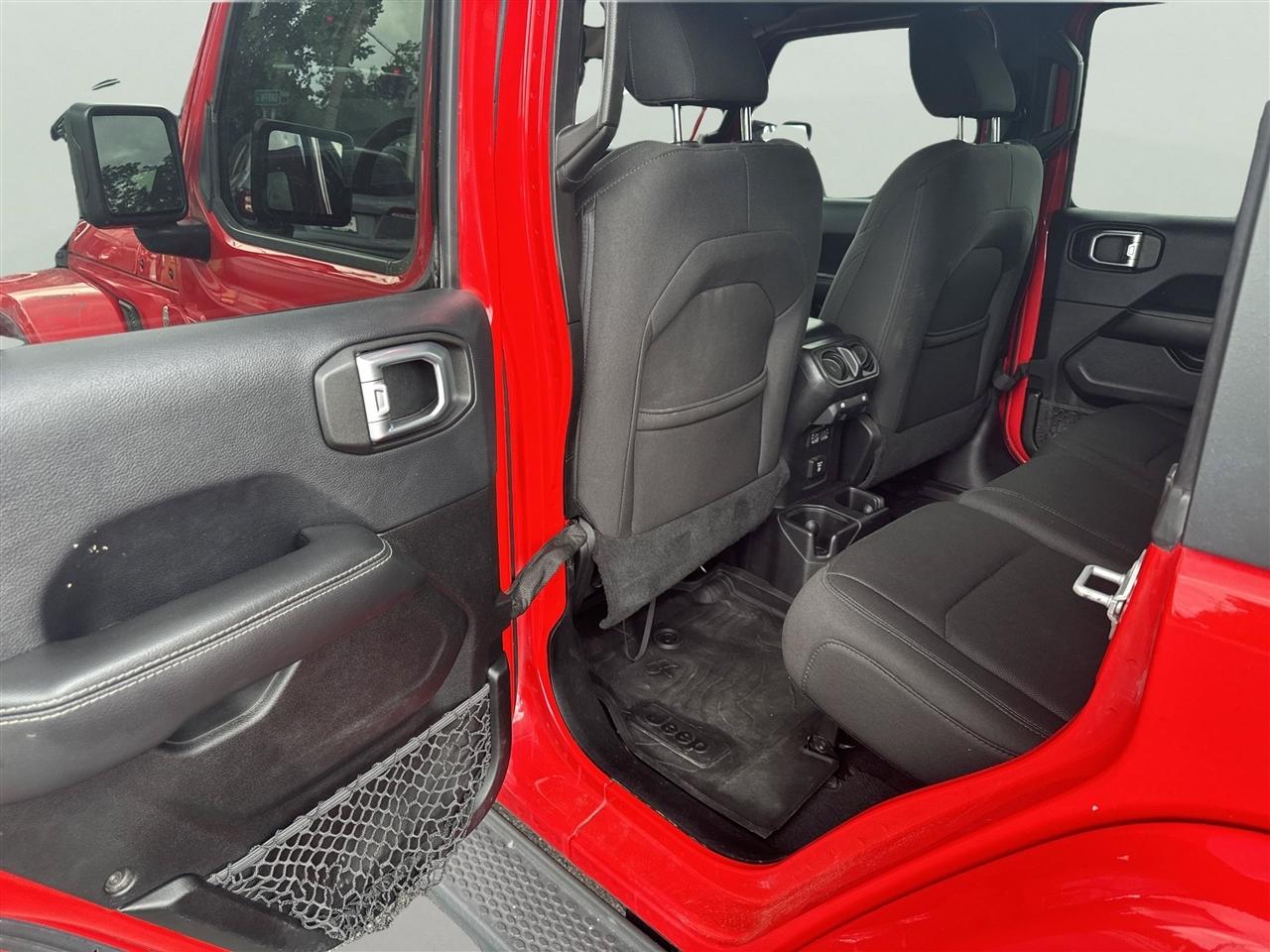 Jeep Wrangler Unlimited Sahara 4x4 2018