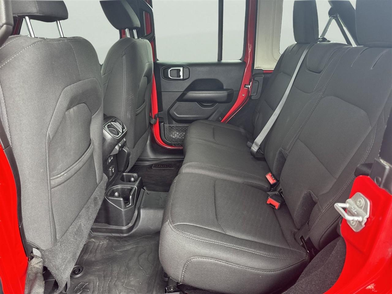 Jeep Wrangler Unlimited Sahara 4x4 2018