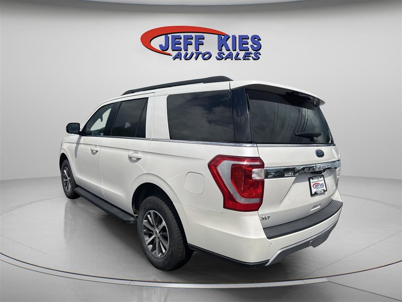 Ford Expedition XLT 4x2 2019
