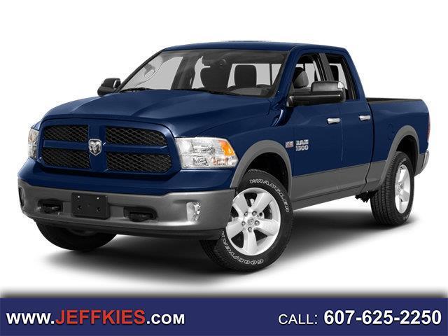 RAM 1500 4WD Quad Cab 140.5" Laramie 2013
