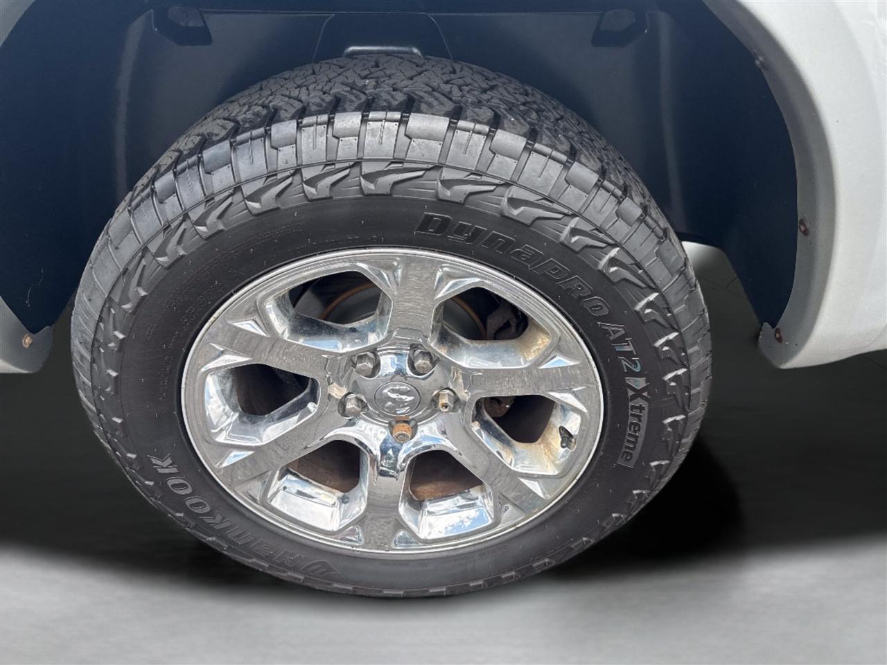 RAM 1500 4WD Quad Cab 140.5" Laramie 2013