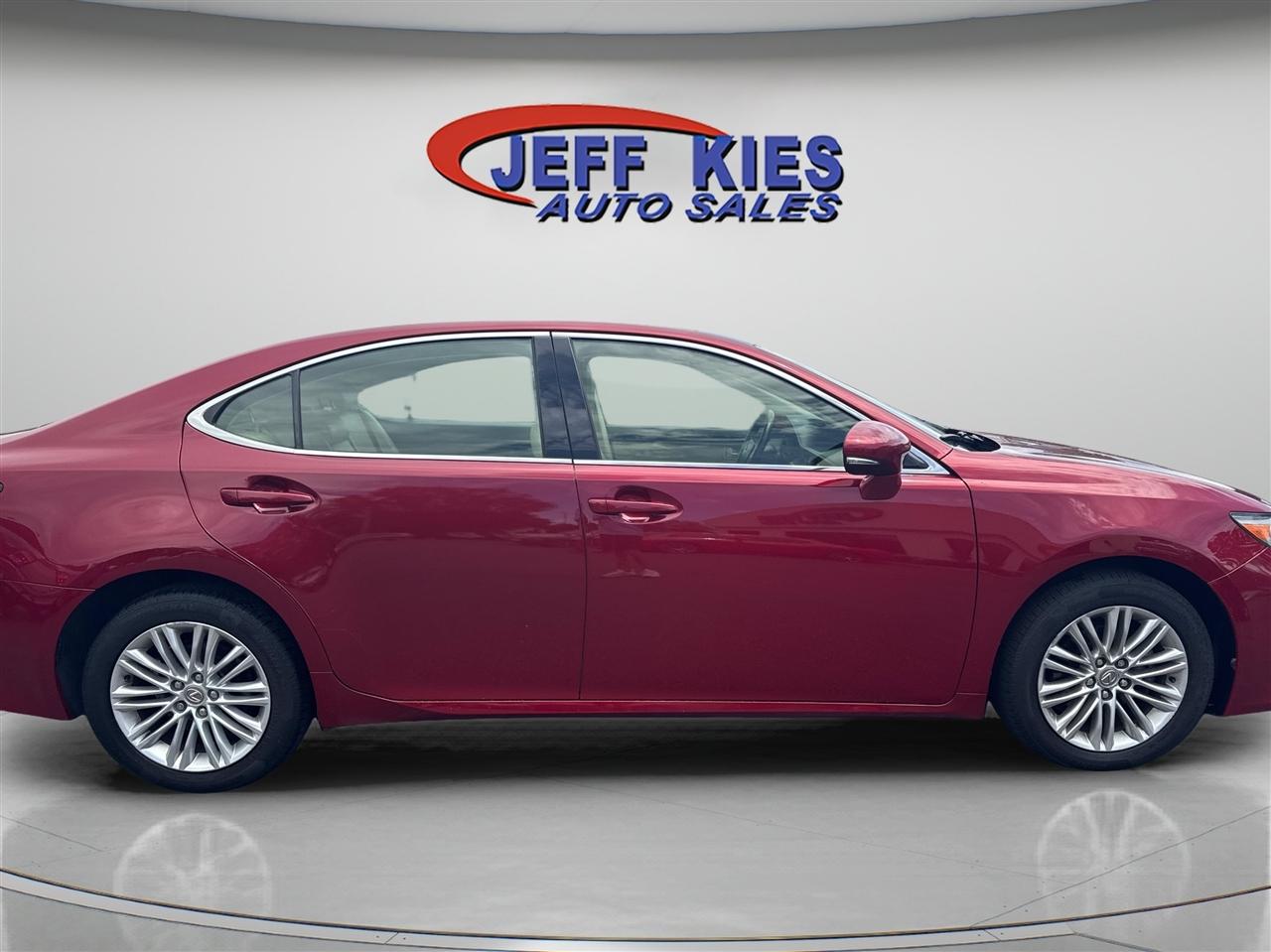 Lexus ES 350 4dr Sdn 2015