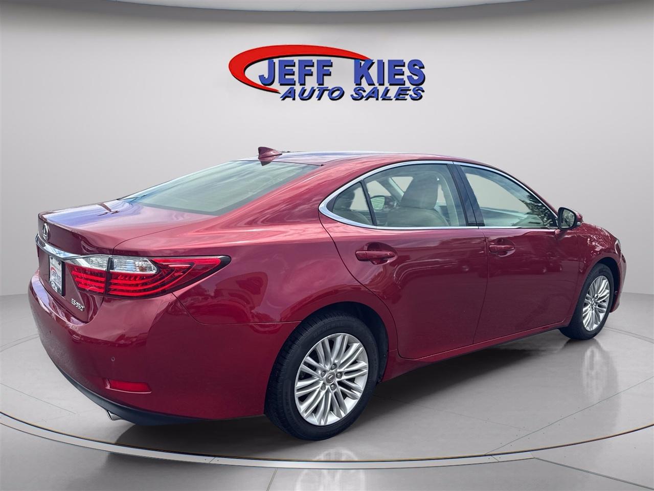 Lexus ES 350 4dr Sdn 2015