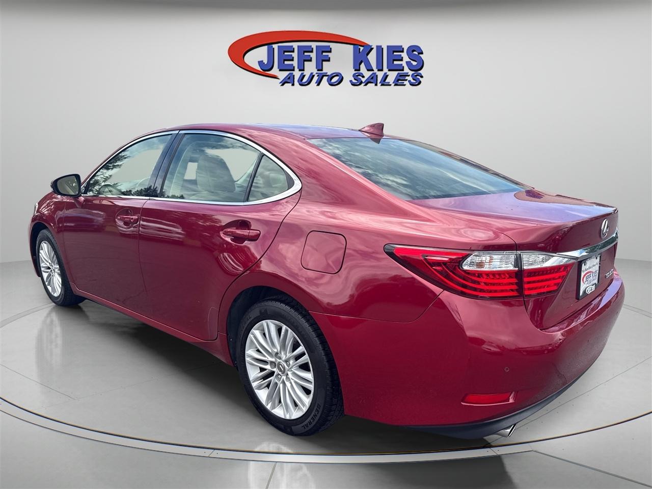 Lexus ES 350 4dr Sdn 2015