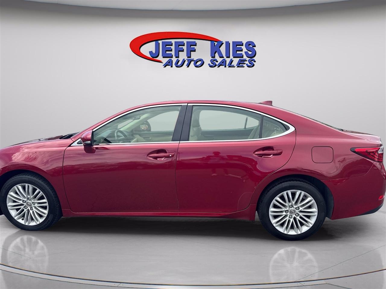 Lexus ES 350 4dr Sdn 2015
