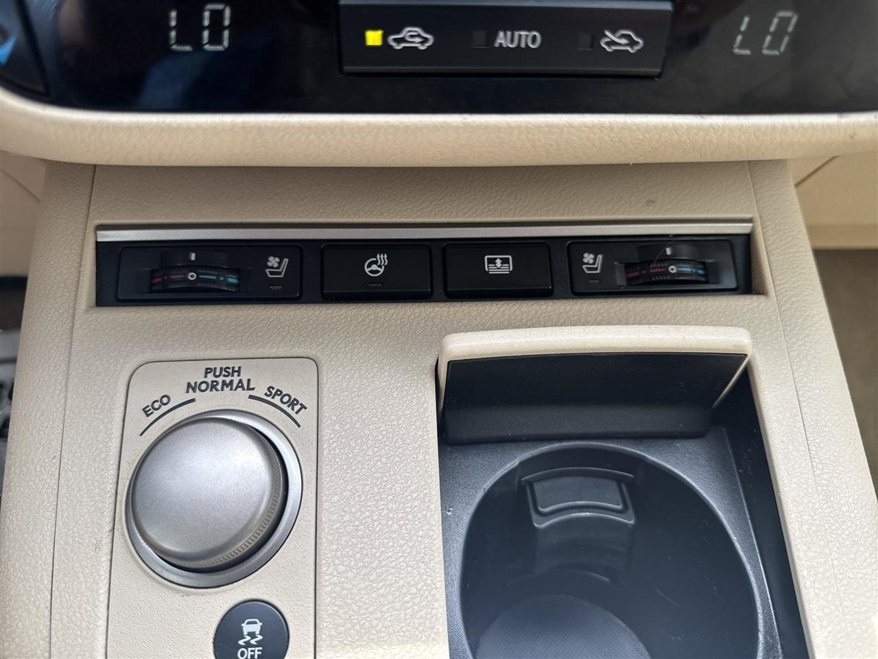 Lexus ES 350 4dr Sdn 2015