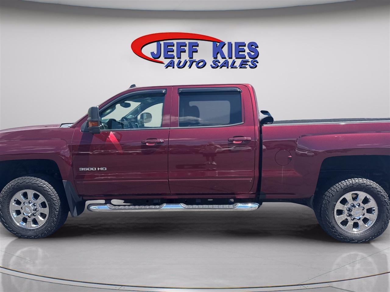 Chevrolet Silverado 3500HD 4WD Crew Cab 153.7" LT 2017