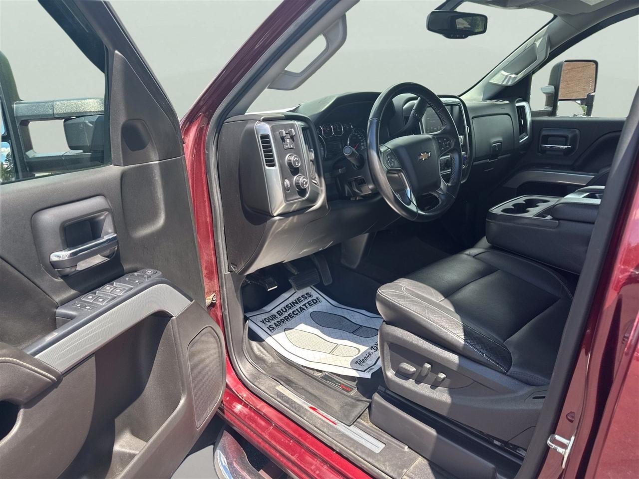 Chevrolet Silverado 3500HD 4WD Crew Cab 153.7" LT 2017