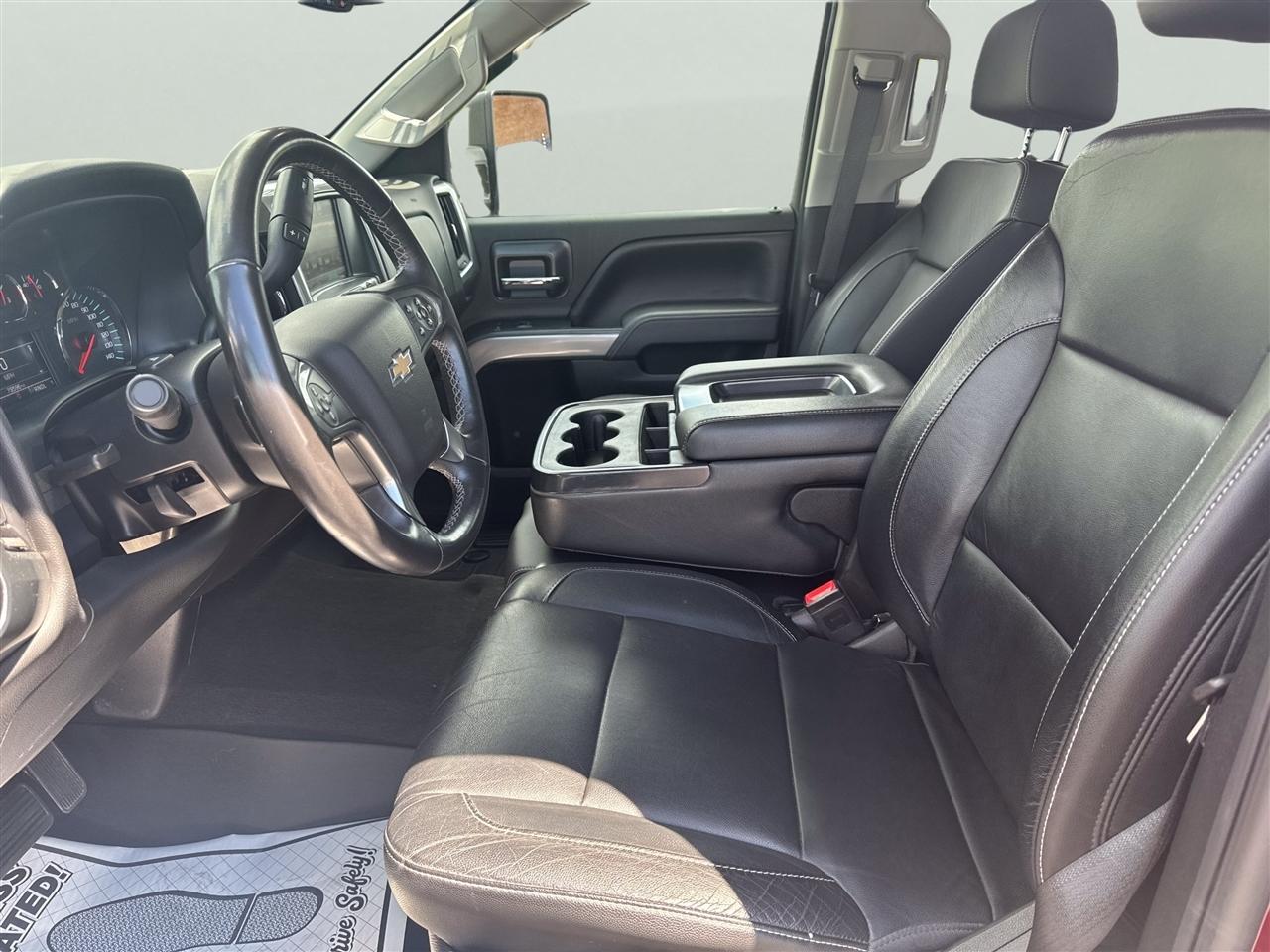 Chevrolet Silverado 3500HD 4WD Crew Cab 153.7" LT 2017