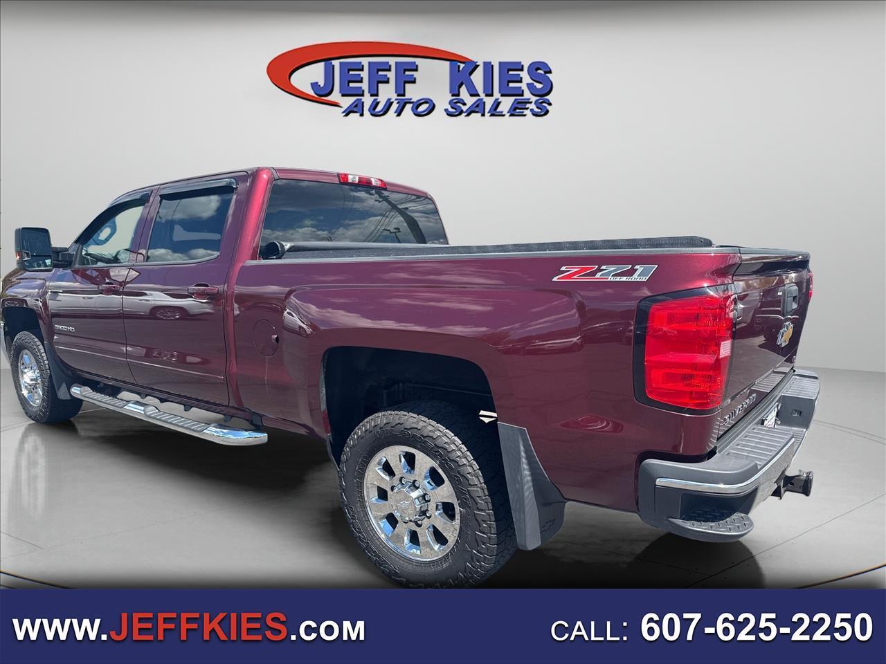 2017 Chevrolet Silverado 3500HD 4WD Crew Cab 153.7" LT