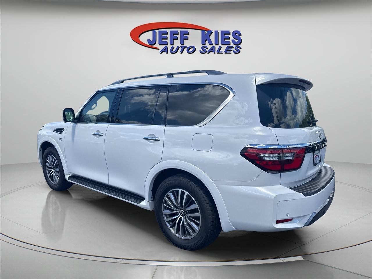 Nissan Armada 4x4 SL 2022