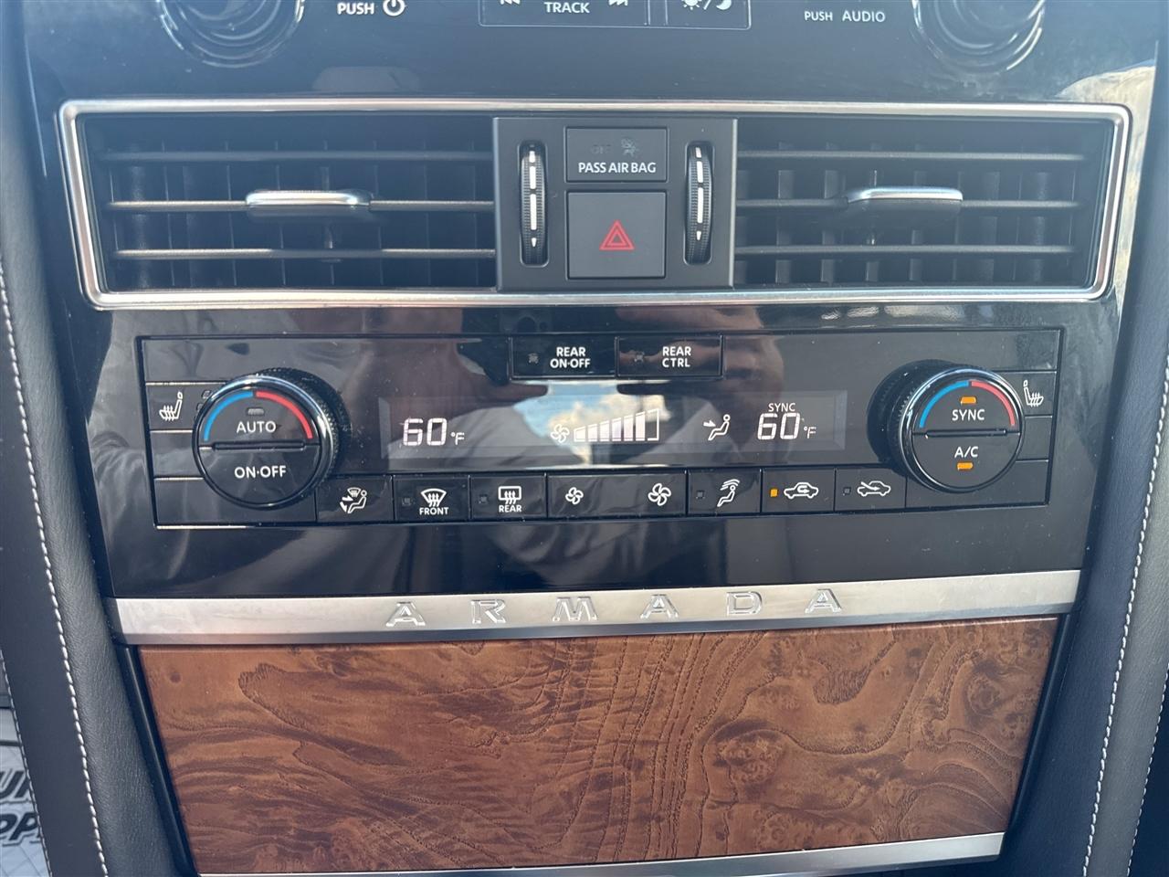 Nissan Armada 4x4 SL 2022