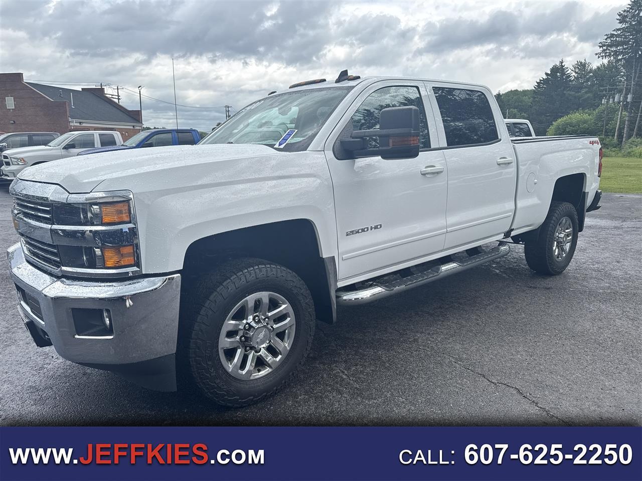2018 Chevrolet Silverado 2500HD 4WD Crew Cab 153.7" LT