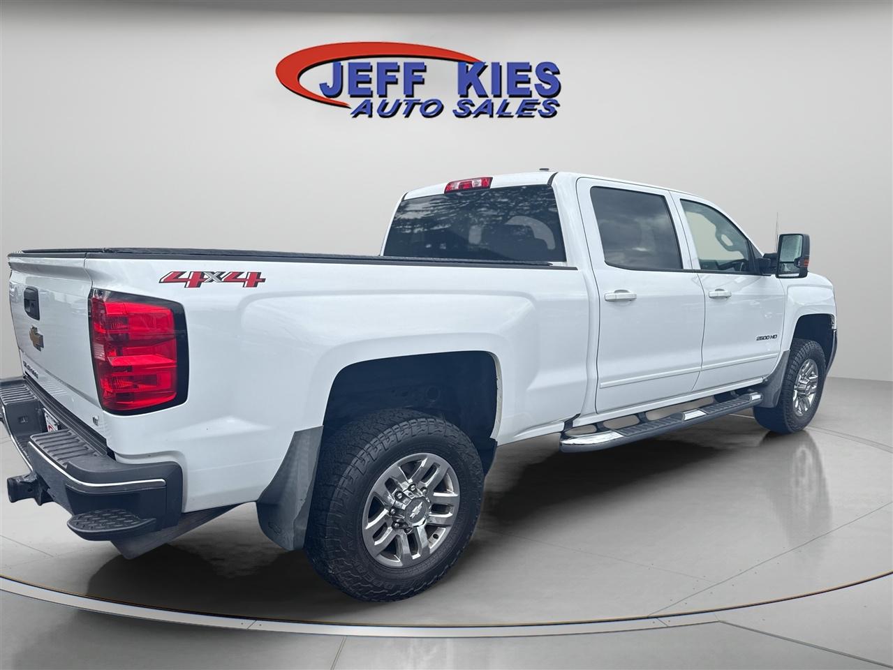 Chevrolet Silverado 2500HD 4WD Crew Cab 153.7" LT 2018