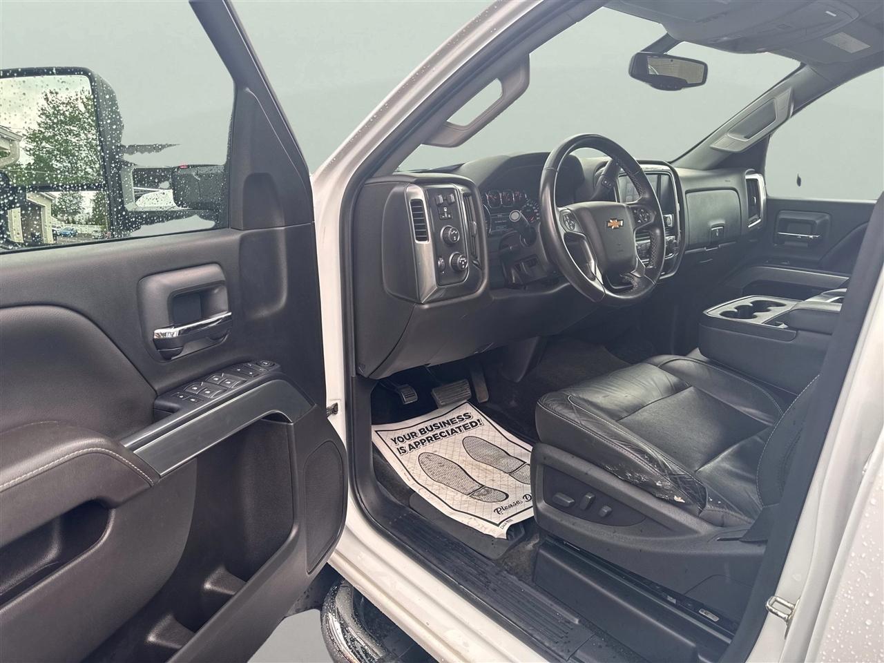 Chevrolet Silverado 2500HD 4WD Crew Cab 153.7" LT 2018