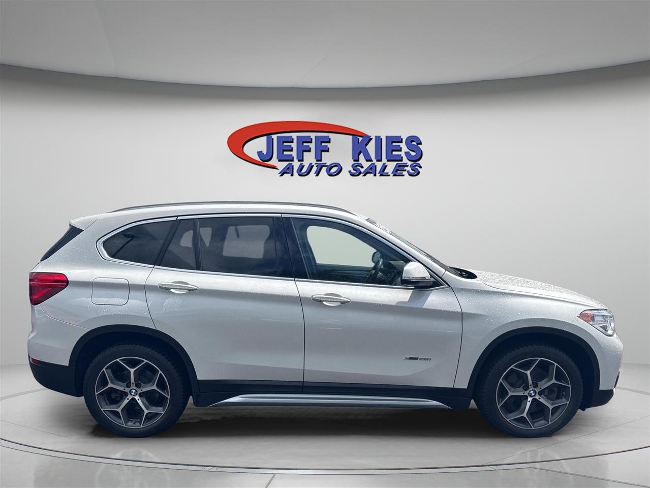 BMW X1 xDrive28i Sports Activity Vehicle 2017