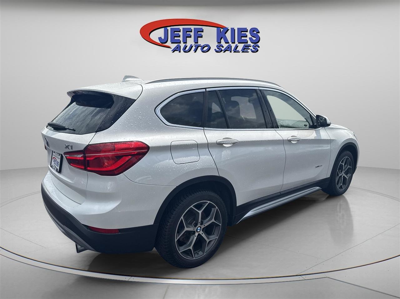 BMW X1 xDrive28i Sports Activity Vehicle 2017