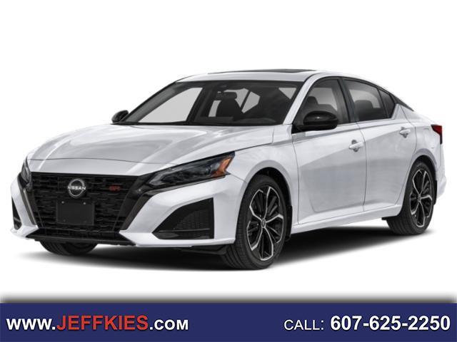 Nissan Altima SR AWD 2025