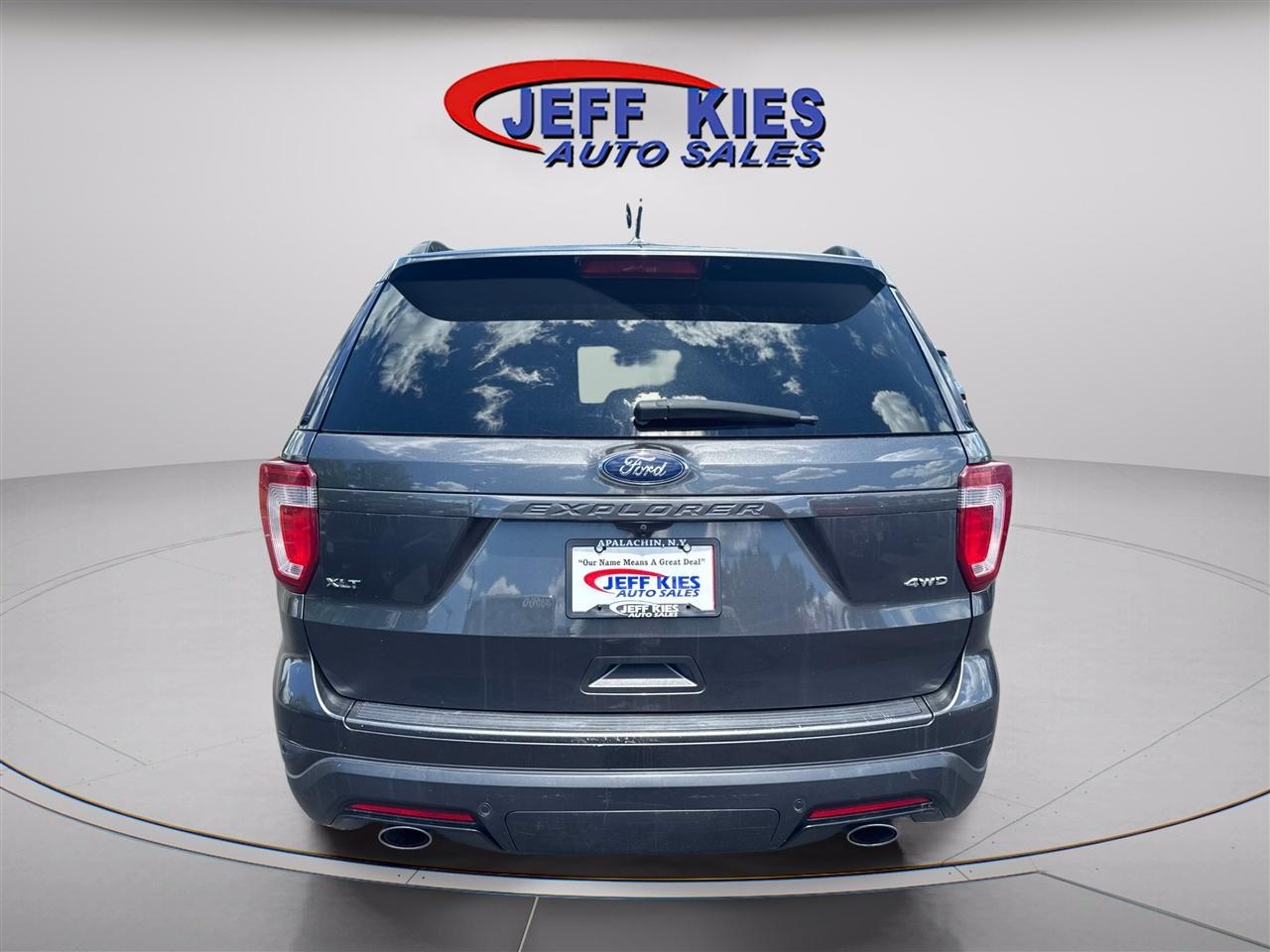 Ford Explorer XLT 4WD 2019