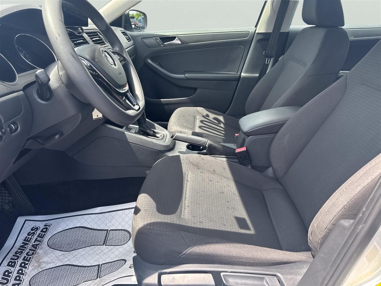 Volkswagen Jetta Sedan 4dr Auto 1.4T S 2016
