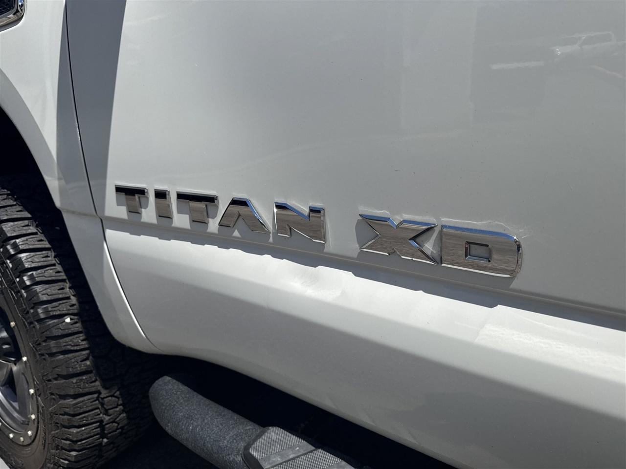 Nissan Titan XD 4x4 Gas Crew Cab S 2018