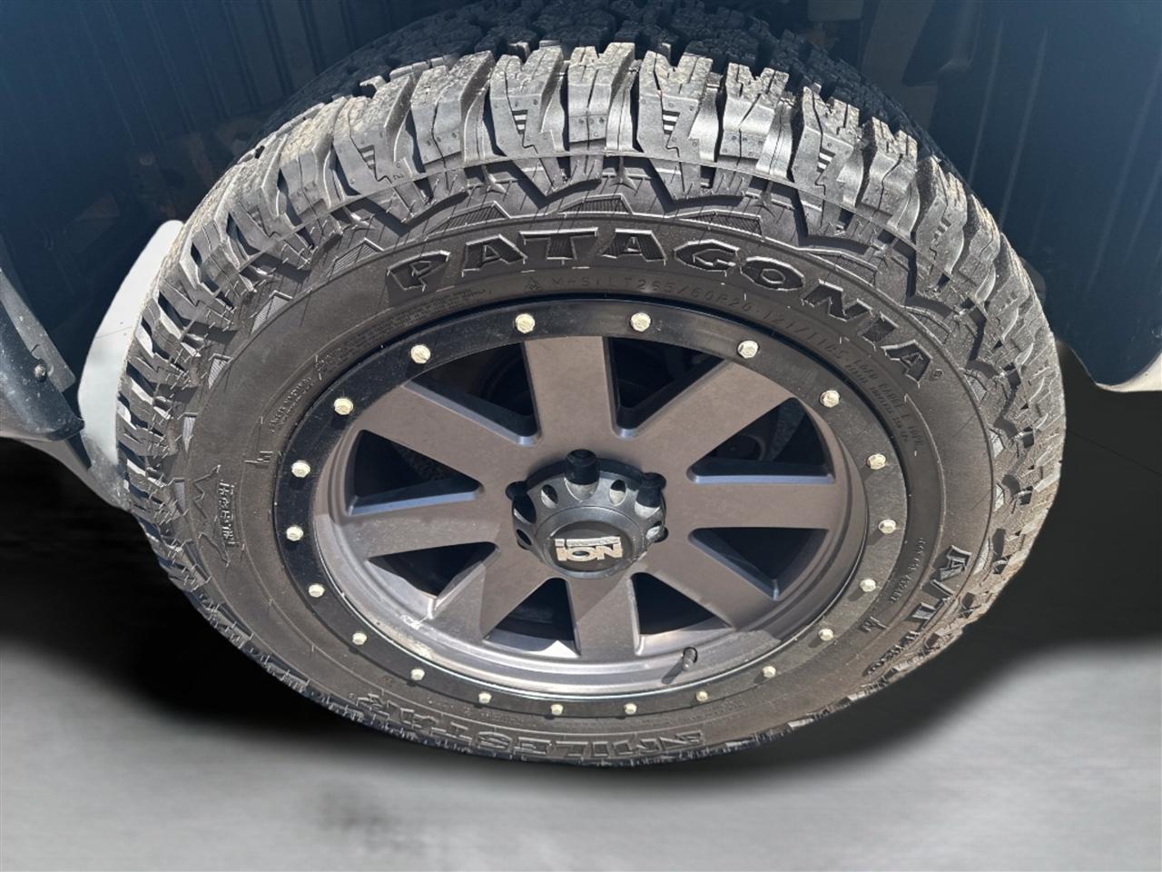 Nissan Titan XD 4x4 Gas Crew Cab S 2018