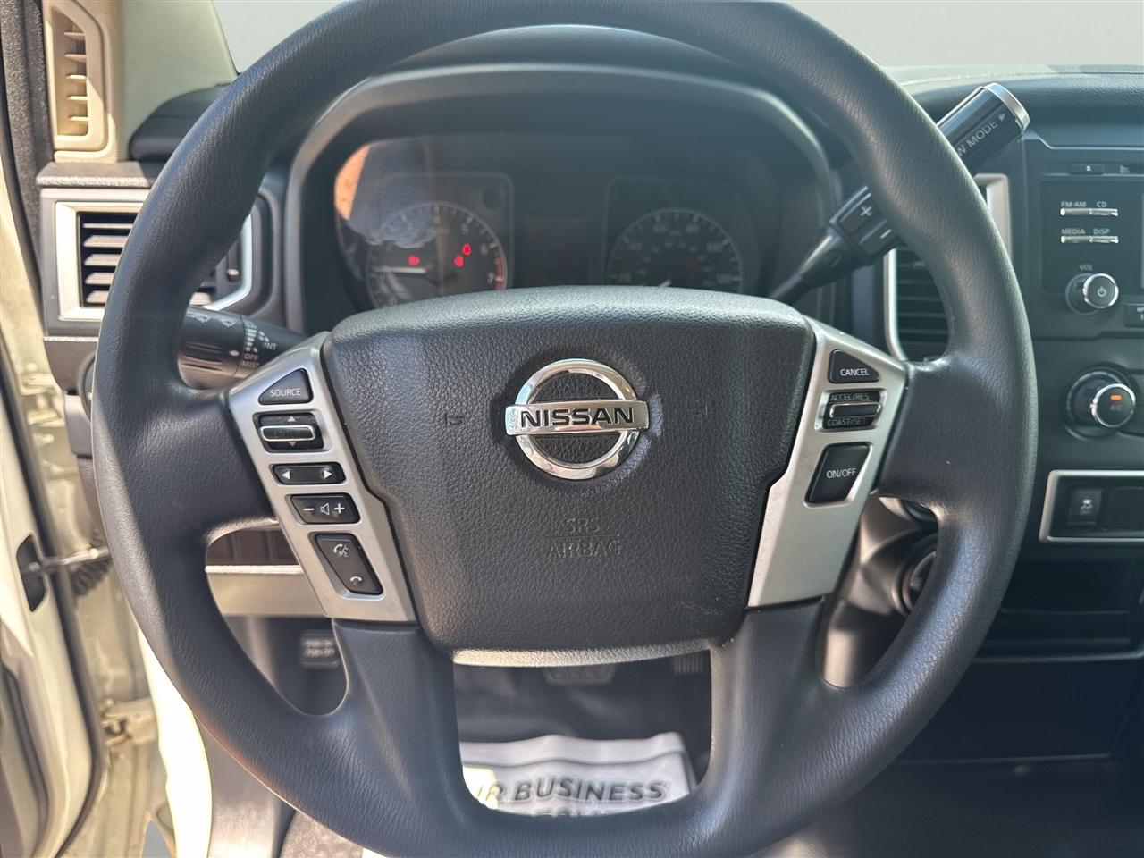 Nissan Titan XD 4x4 Gas Crew Cab S 2018