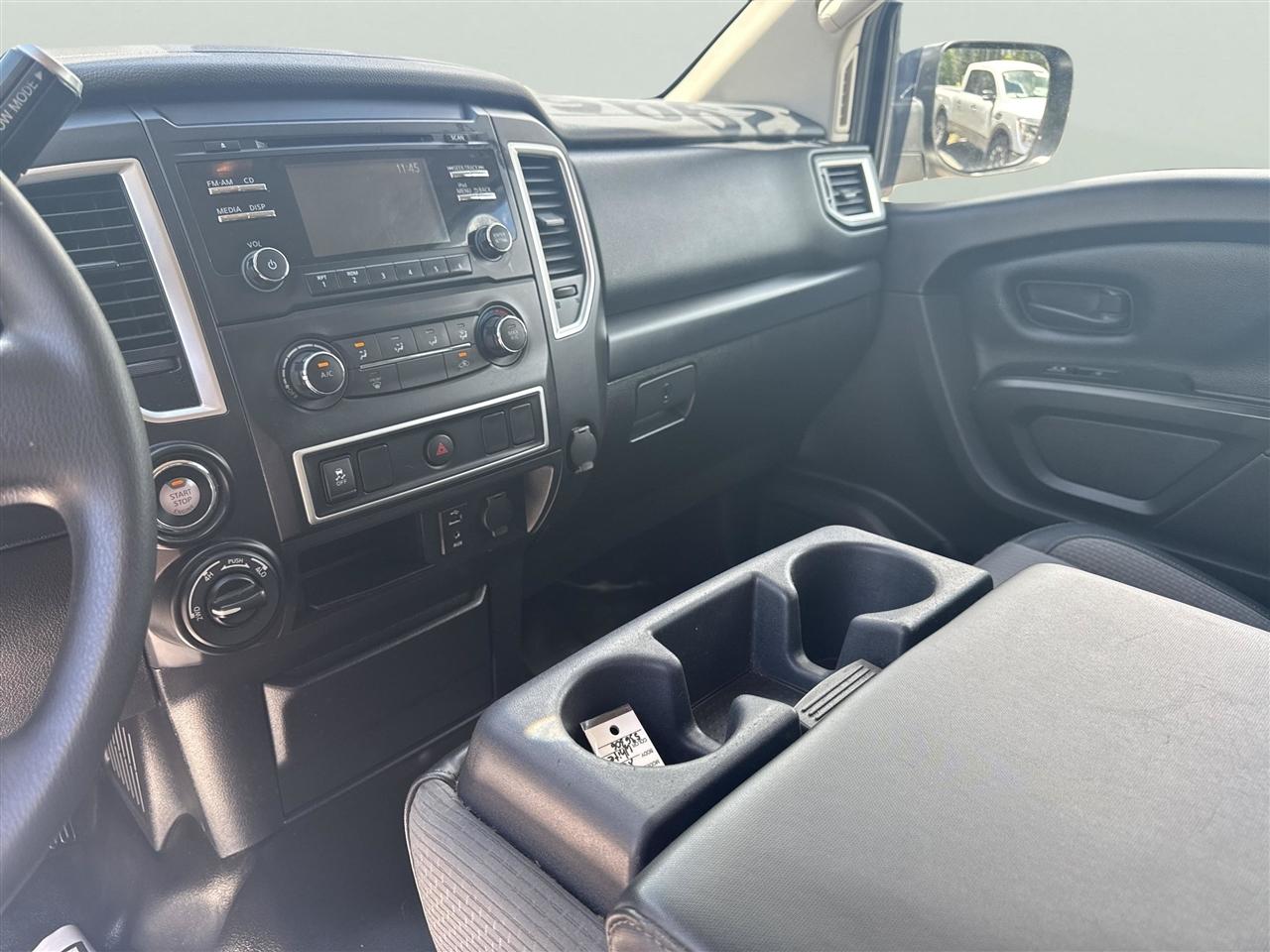 Nissan Titan XD 4x4 Gas Crew Cab S 2018