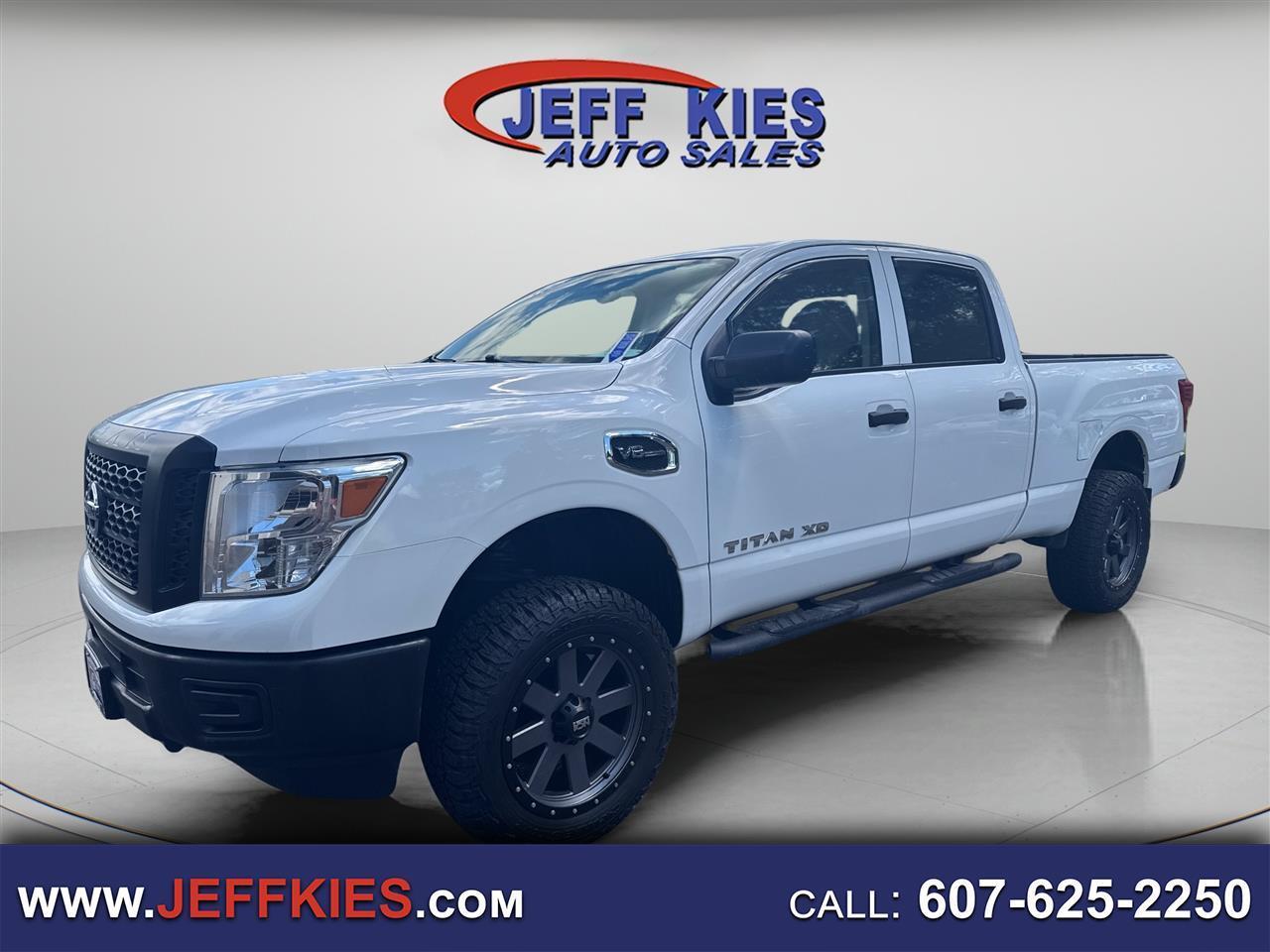 Nissan Titan XD 4x4 Gas Crew Cab S 2018