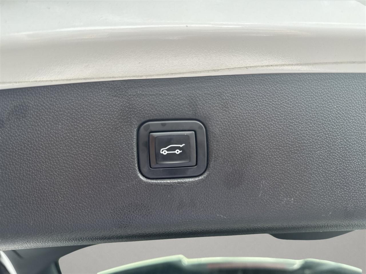 Chevrolet Blazer AWD 4dr Premier 2019