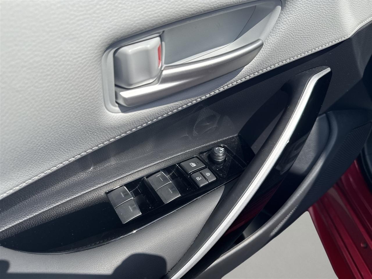 Toyota Corolla Hatchback XSE CVT (Natl) 2024