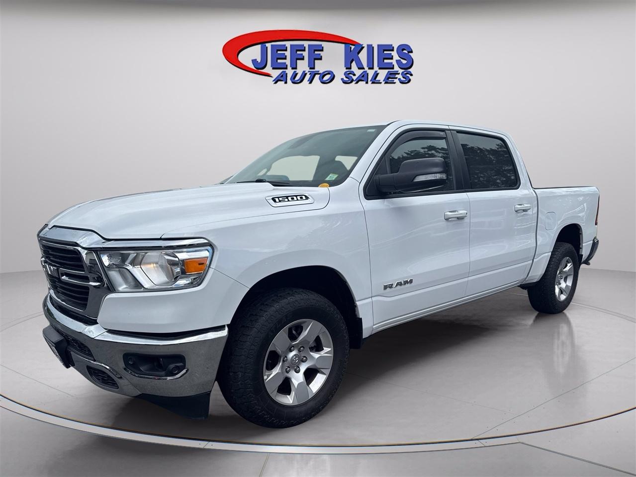 RAM 1500 Big Horn 4x4 Crew Cab 5'7" Box 2021