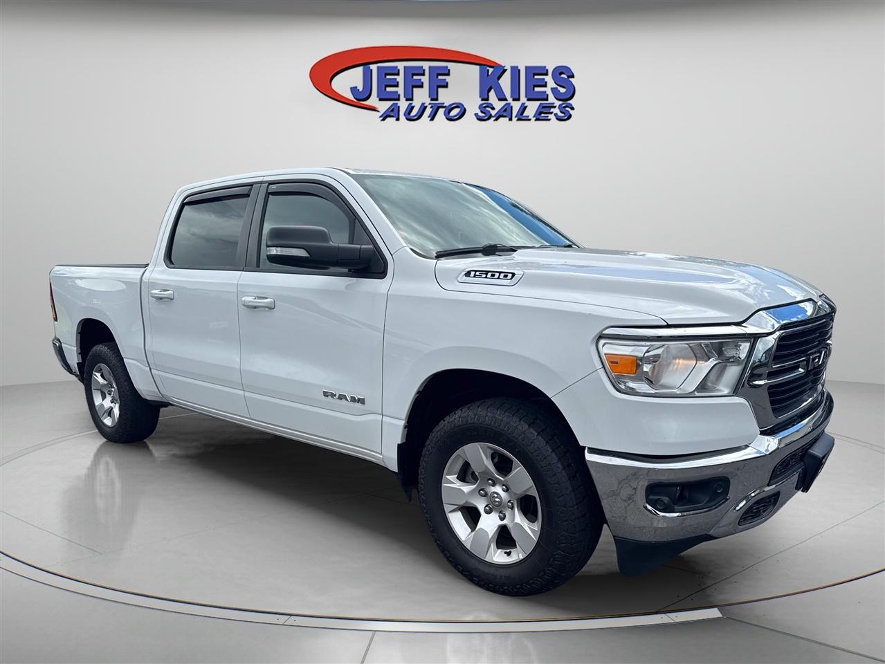 RAM 1500 Big Horn 4x4 Crew Cab 5'7" Box 2021