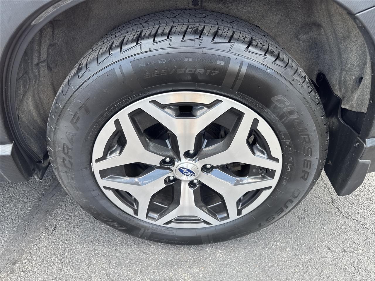 Subaru Forester Premium AWD 2024