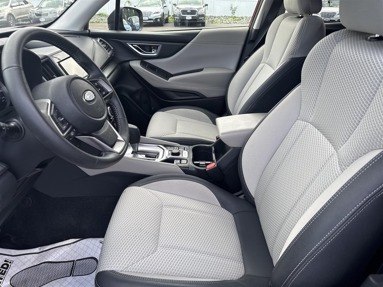 Subaru Forester Premium AWD 2024