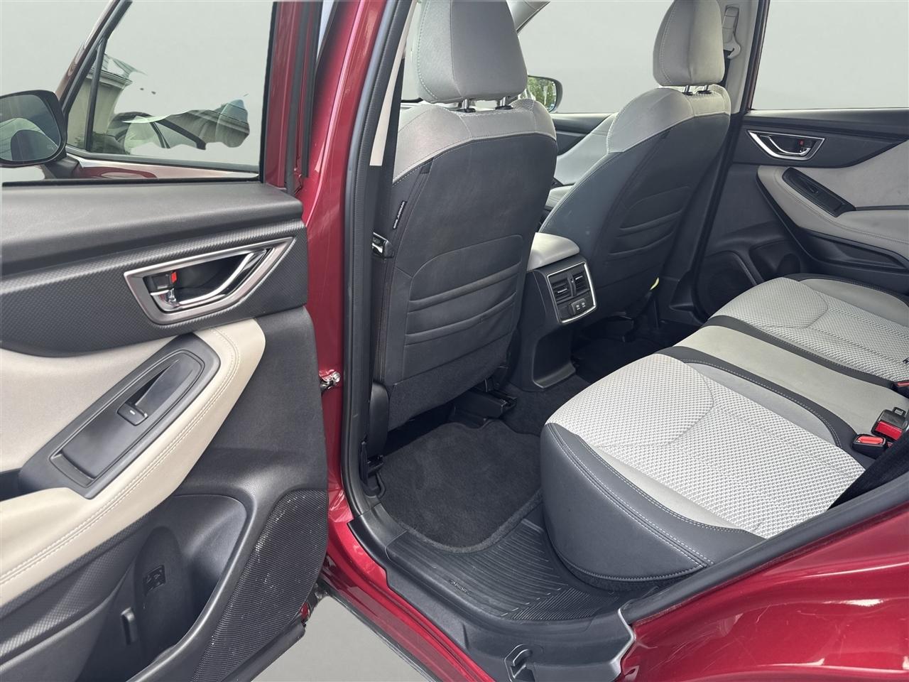 Subaru Forester Premium AWD 2024