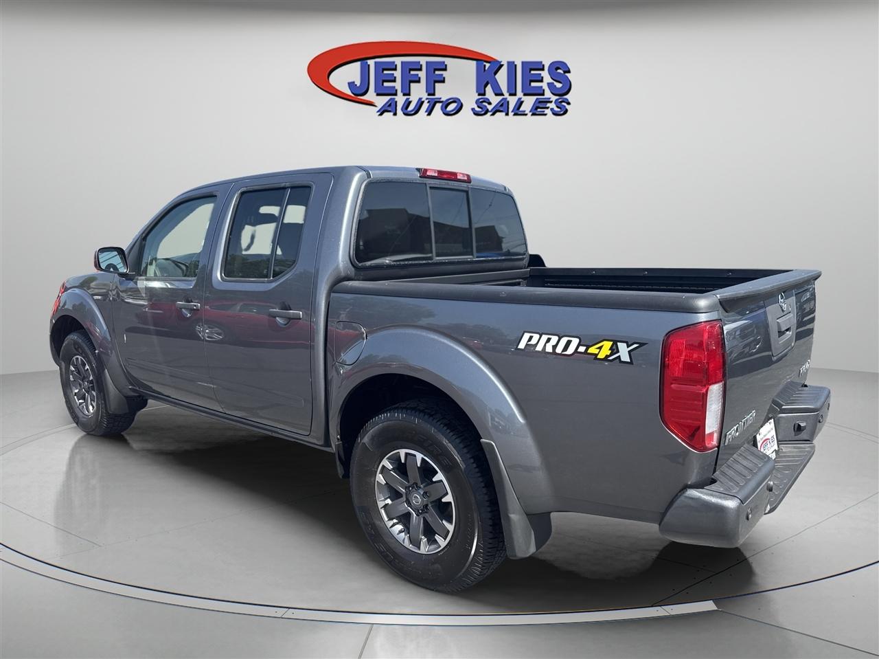 Nissan Frontier Crew Cab 4x4 PRO-4X Auto 2018