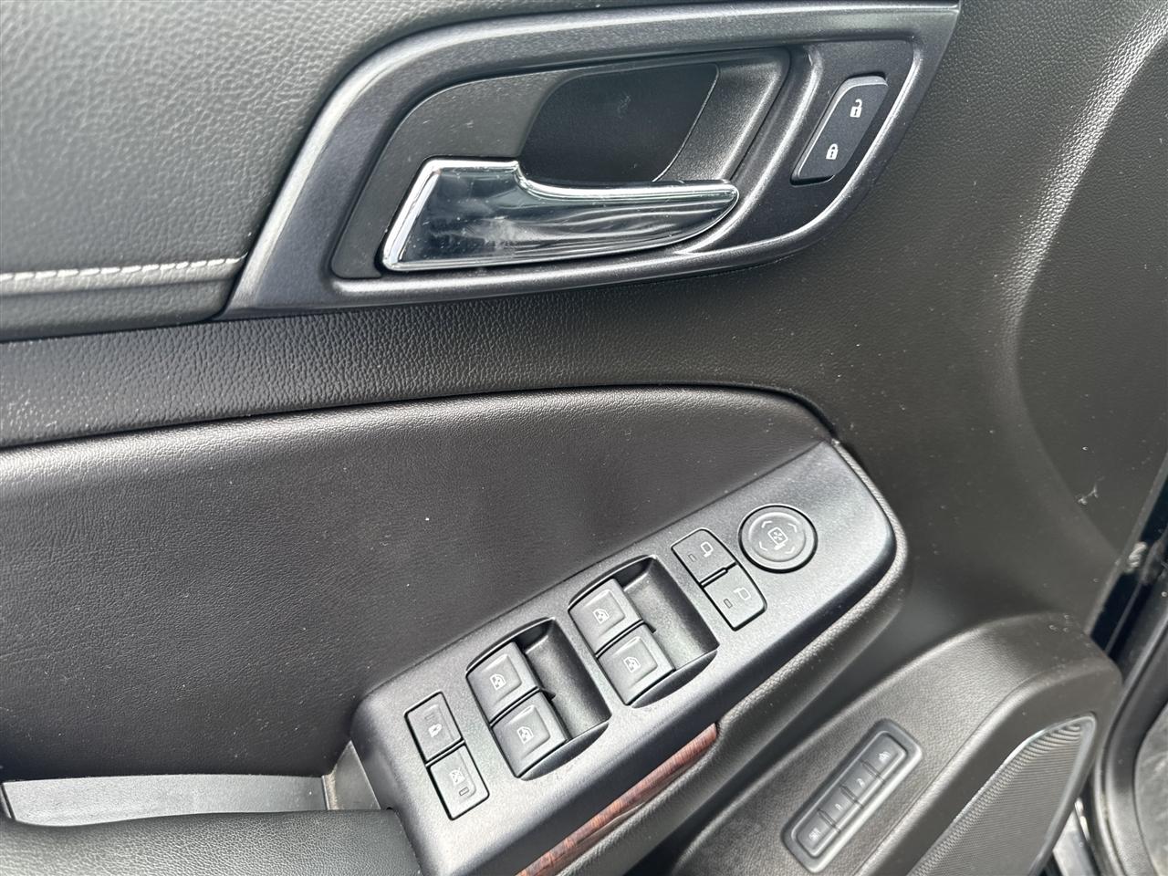 GMC Yukon 4WD 4dr SLT Standard Edition 2019