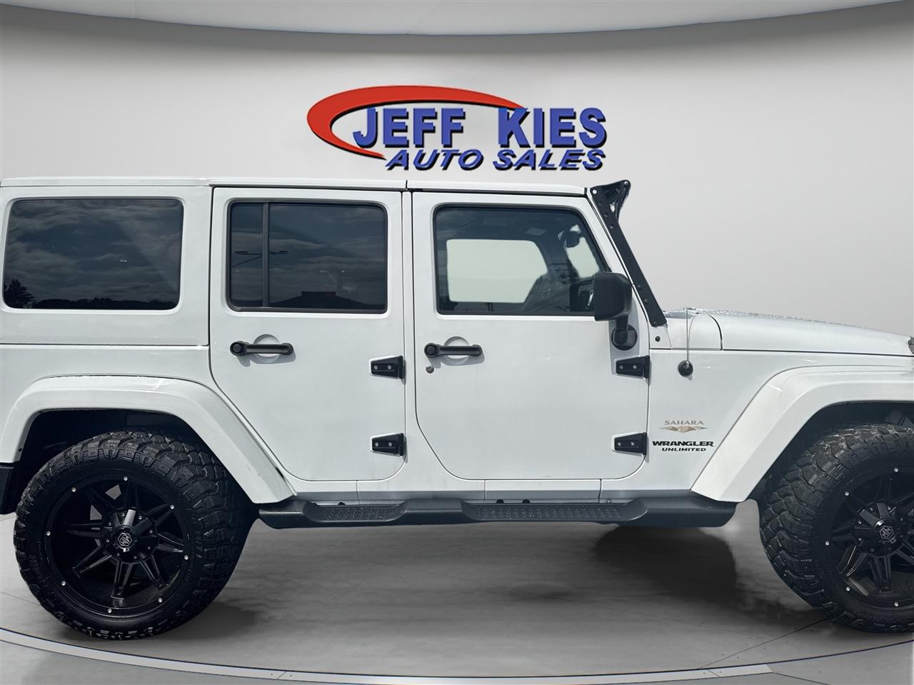 Jeep Wrangler Unlimited 4WD 4dr Sahara 2015