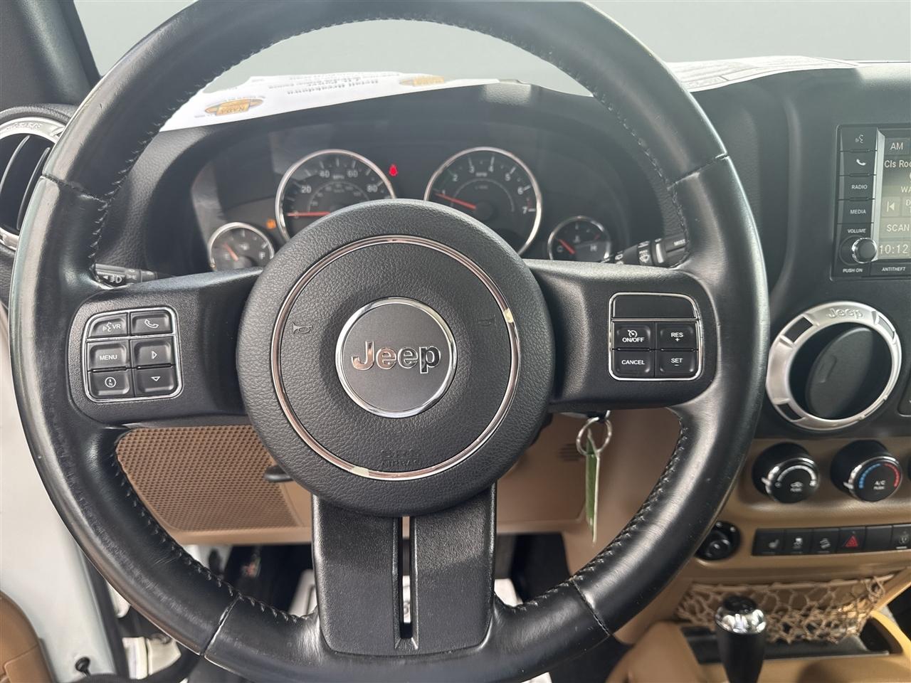 Jeep Wrangler Unlimited 4WD 4dr Sahara 2015