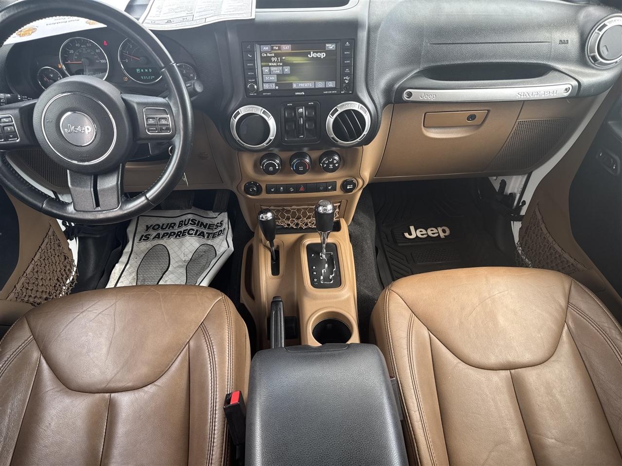 Jeep Wrangler Unlimited 4WD 4dr Sahara 2015