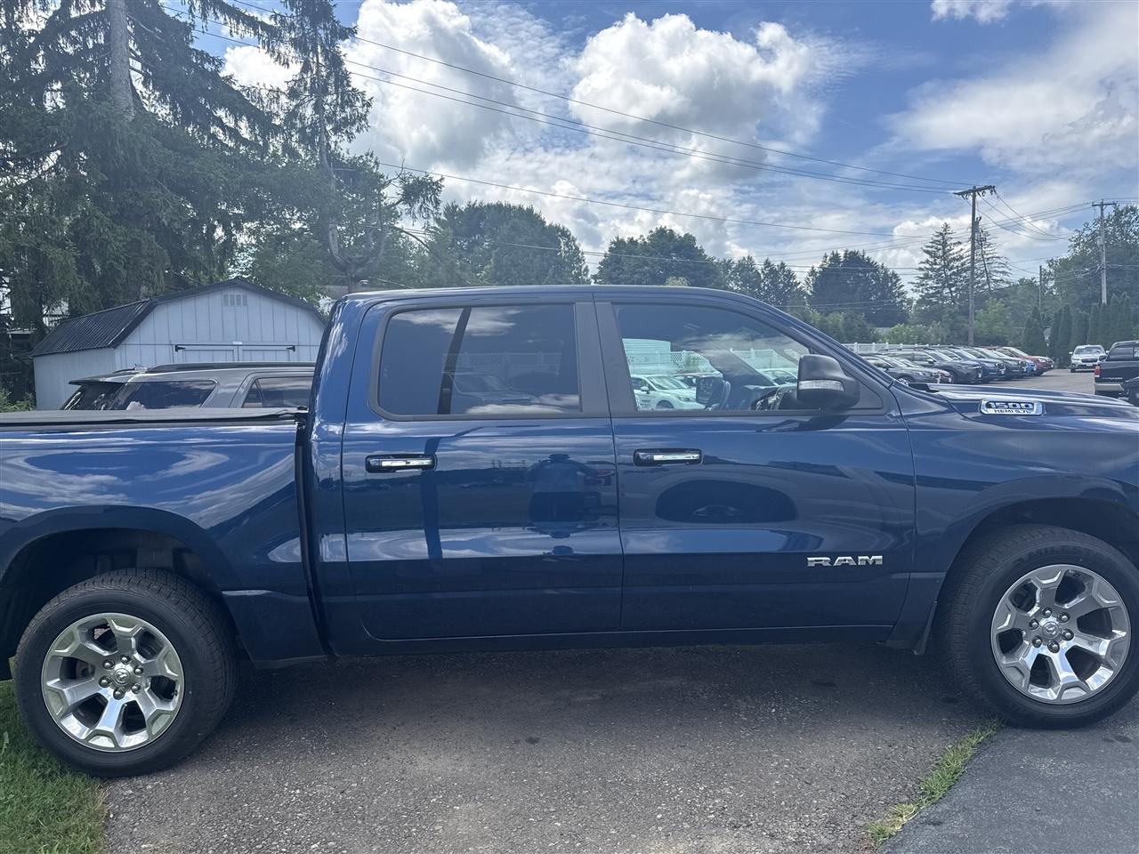 RAM 1500 Big Horn/Lone Star 4x4 Crew Cab 5'7" Box 2019