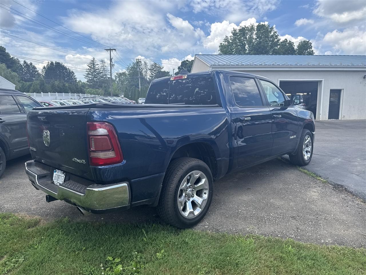 RAM 1500 Big Horn/Lone Star 4x4 Crew Cab 5'7" Box 2019
