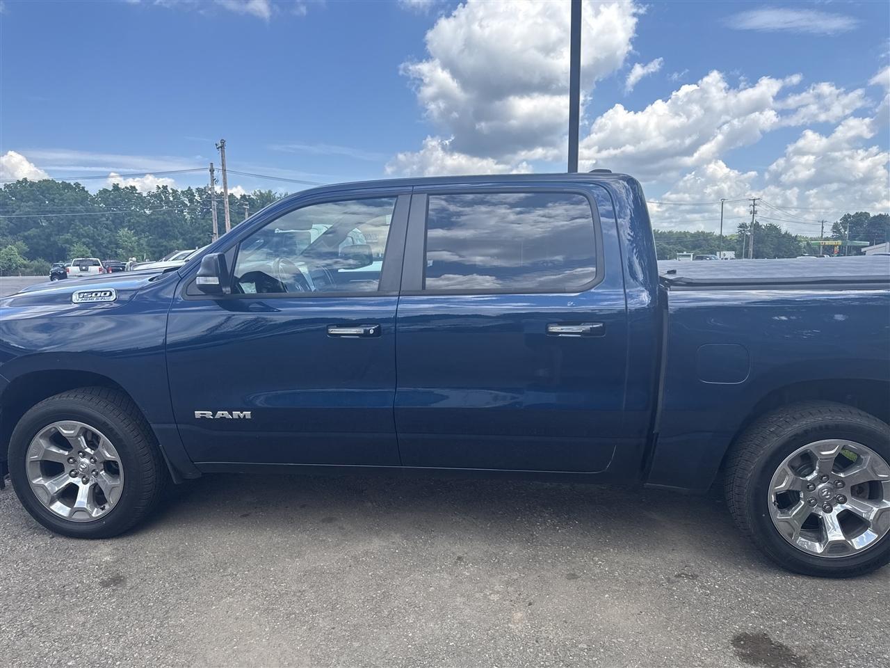 RAM 1500 Big Horn/Lone Star 4x4 Crew Cab 5'7" Box 2019
