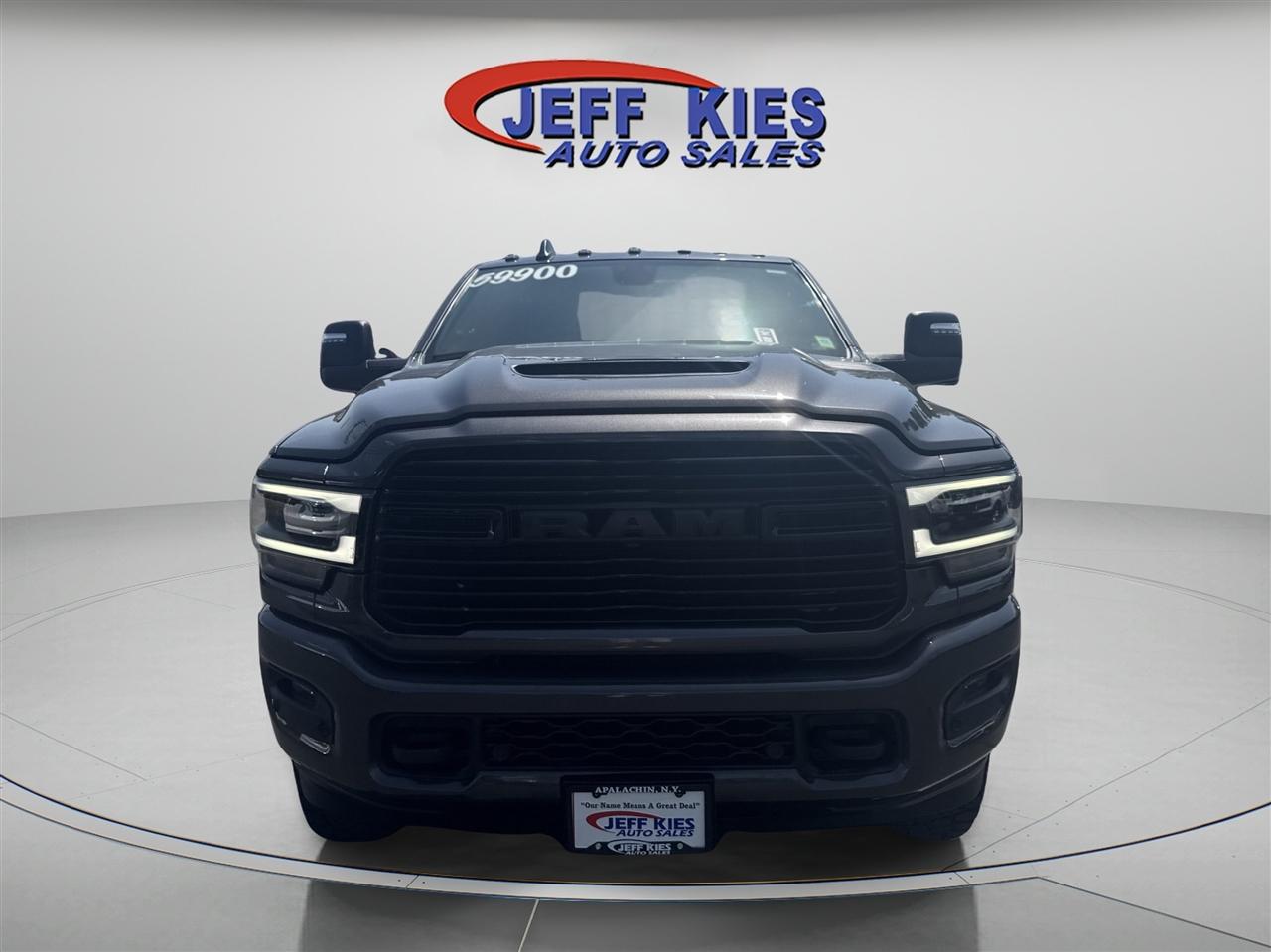 RAM 2500 Laramie 4x4 Crew Cab 6'4" Box 2024