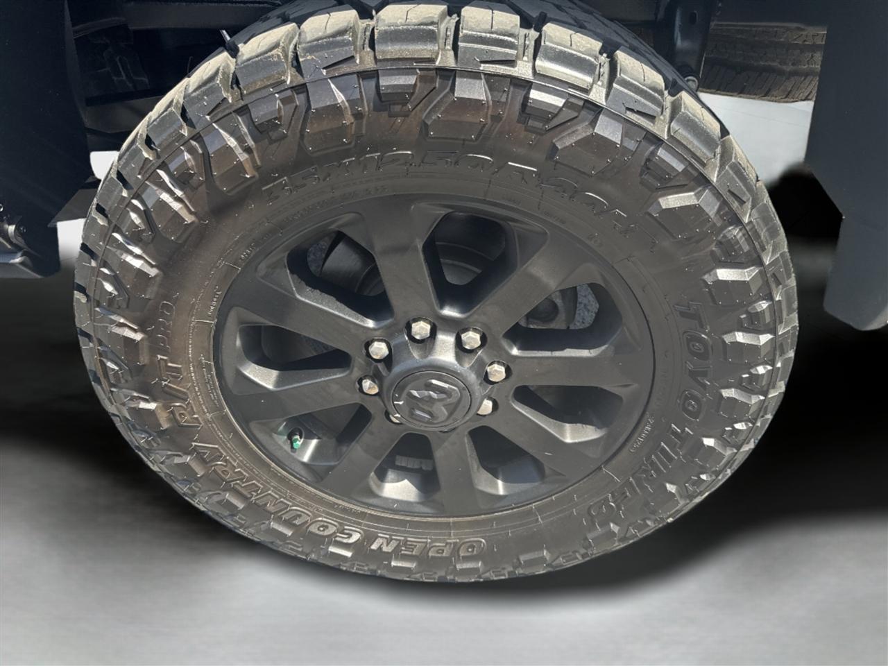RAM 2500 Laramie 4x4 Crew Cab 6'4" Box 2024