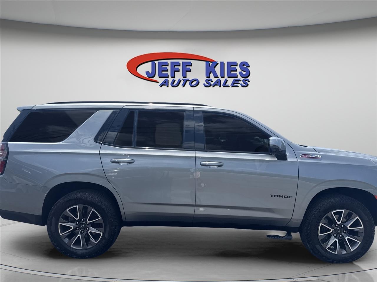 Chevrolet Tahoe 4WD 4dr Z71 2023