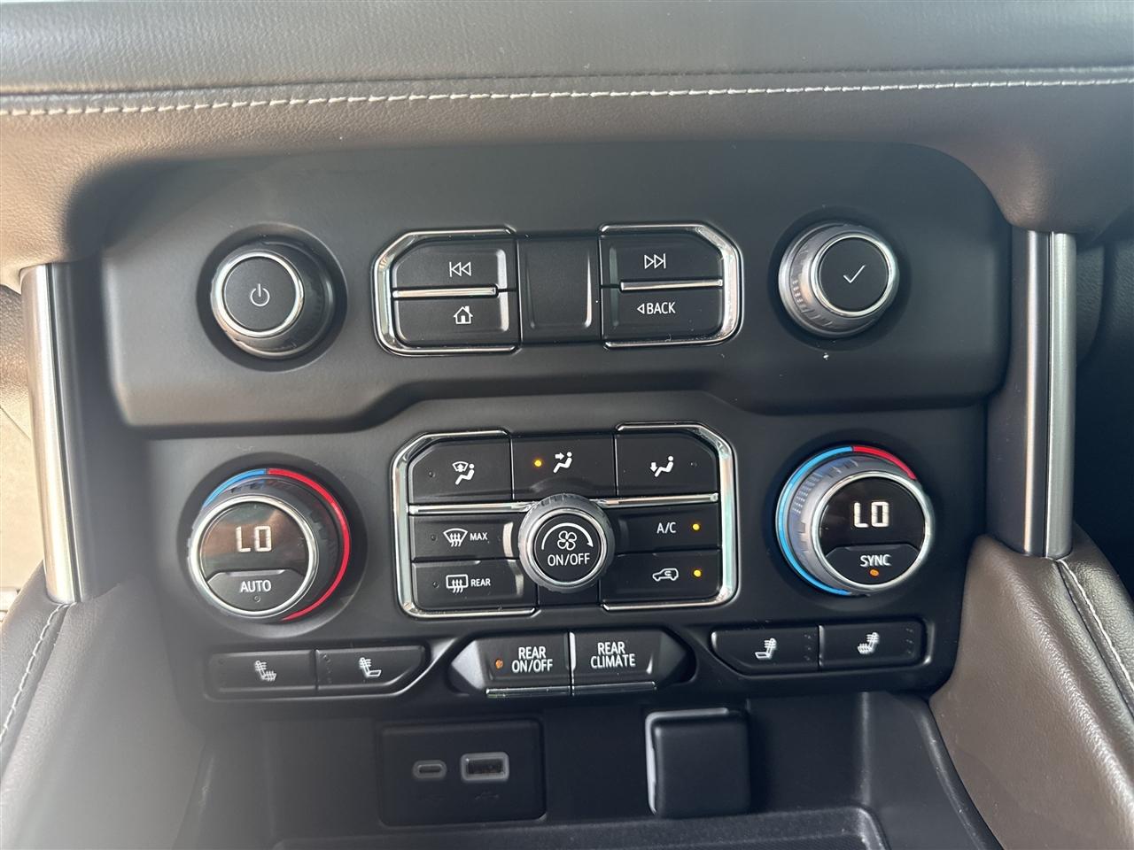 Chevrolet Tahoe 4WD 4dr Z71 2023