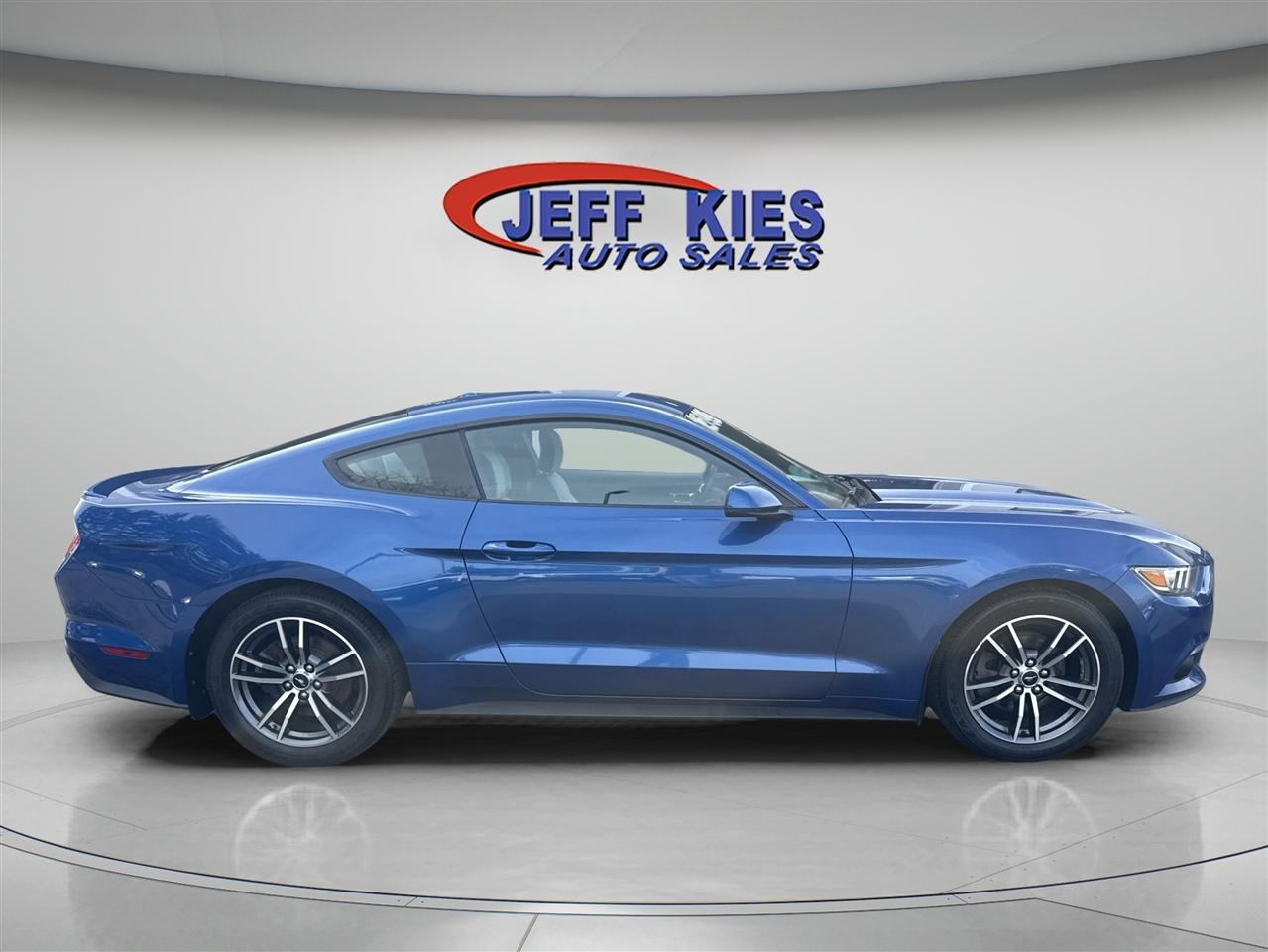 Ford Mustang EcoBoost Fastback 2017