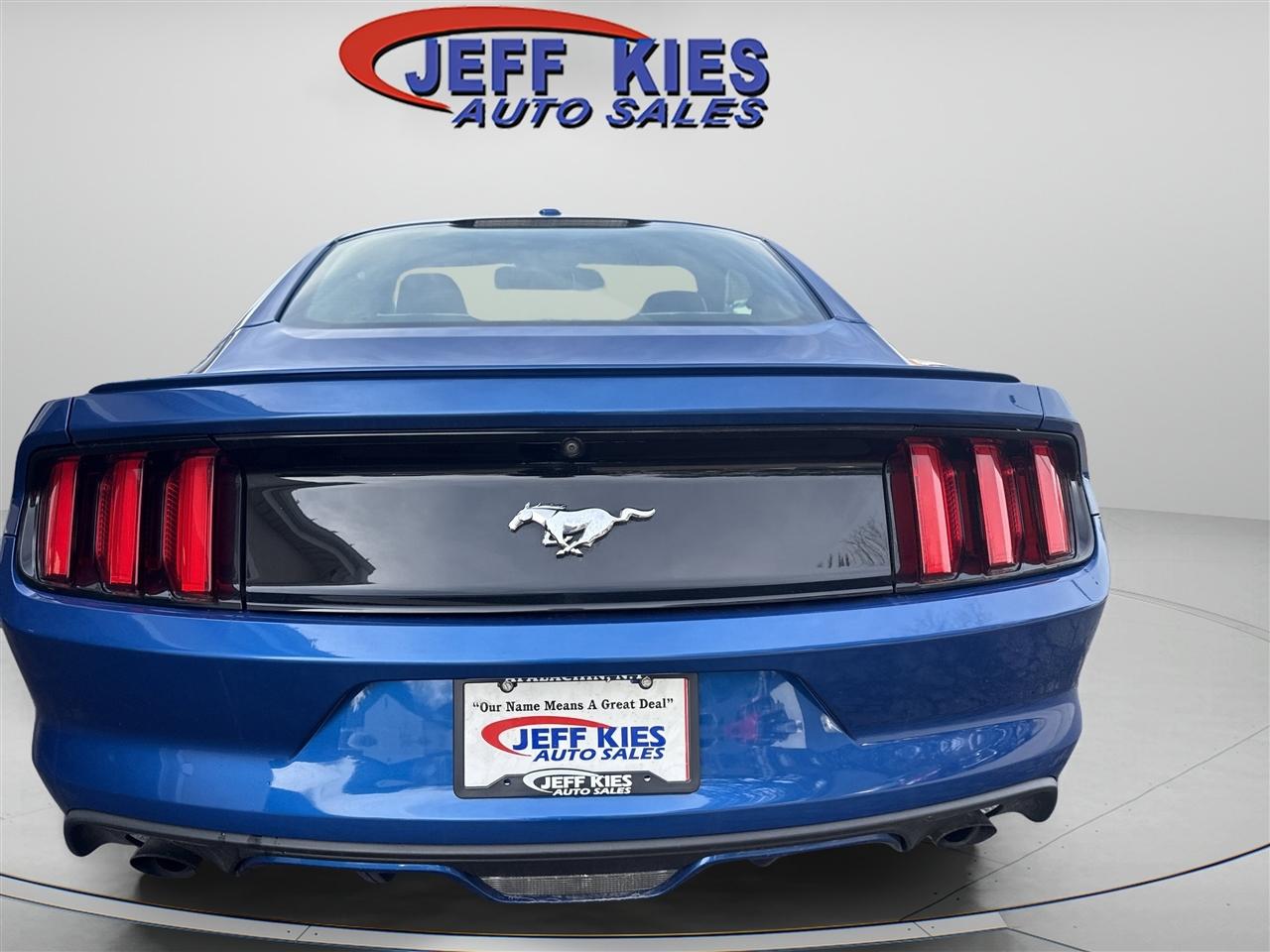 Ford Mustang EcoBoost Fastback 2017